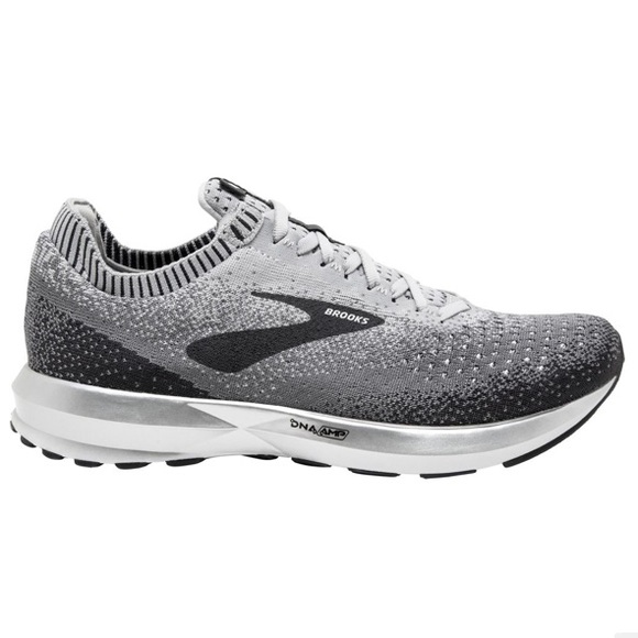 Brooks Shoes - NWT Brooks Women's Levitate 2 Running Shoes